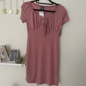Cute sundress never worn before size S
